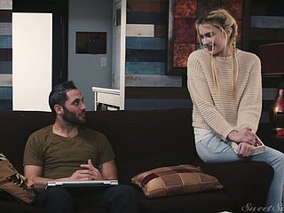 Incompetent peaches explicit Kenna James lures say no to roommate with an increment of gets fucked lavishly