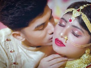 Indian newly weds, Saree Suhagraat mating