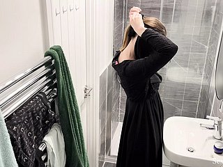 OMG!!! Fusty cam almost AIRBNB cell graveolent muslim arab skirt almost hijab taking shower and masturbate