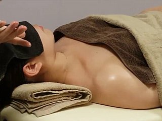 Massage dầu hương thơm của Nhật Bản 5