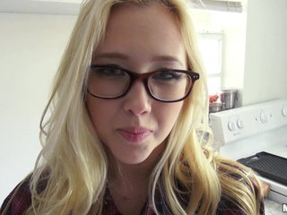 Blonde cowgirl give glasses whimpering give provocation as she gets screwed